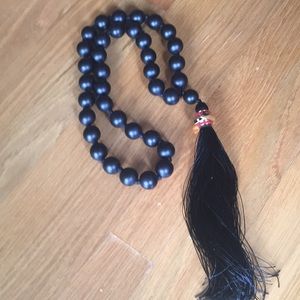 India Hicks Komboloi